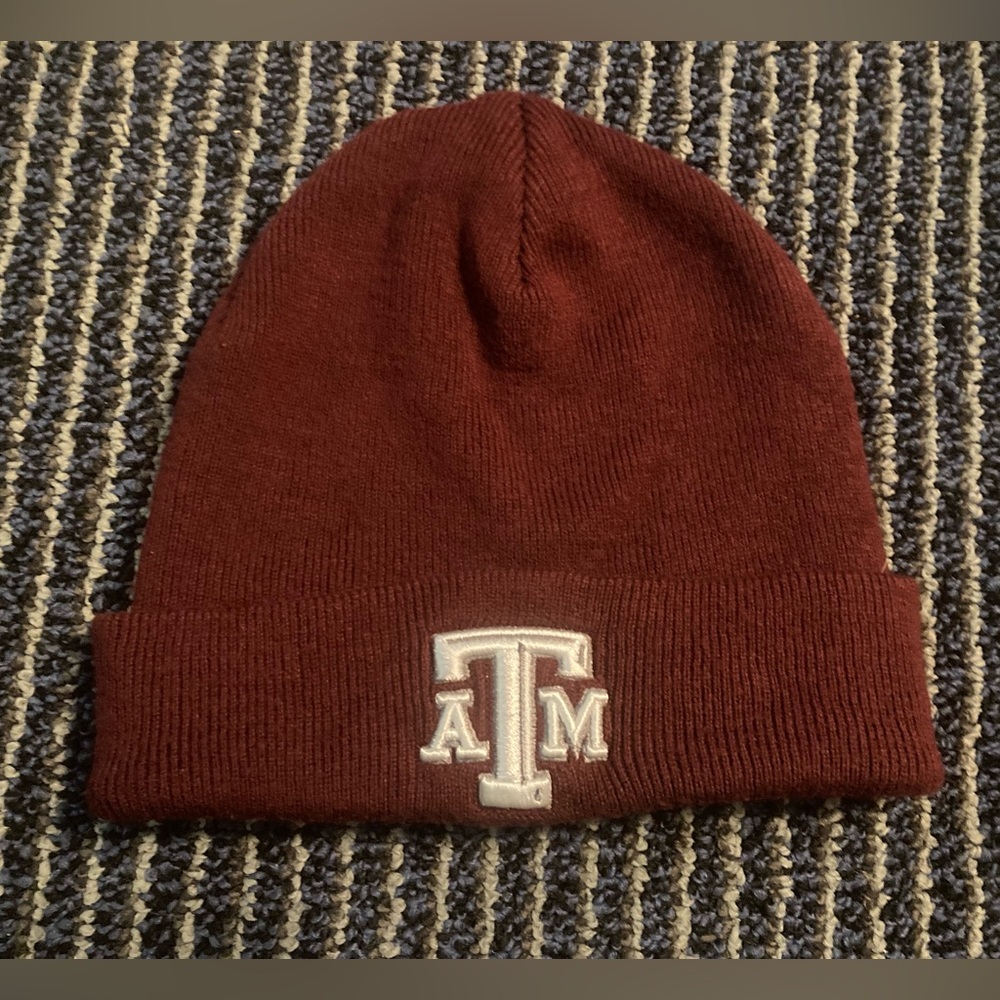 Texas A&M Aggies Maroon White Gig Em Logo Knit Beanie Winter Hat Cap